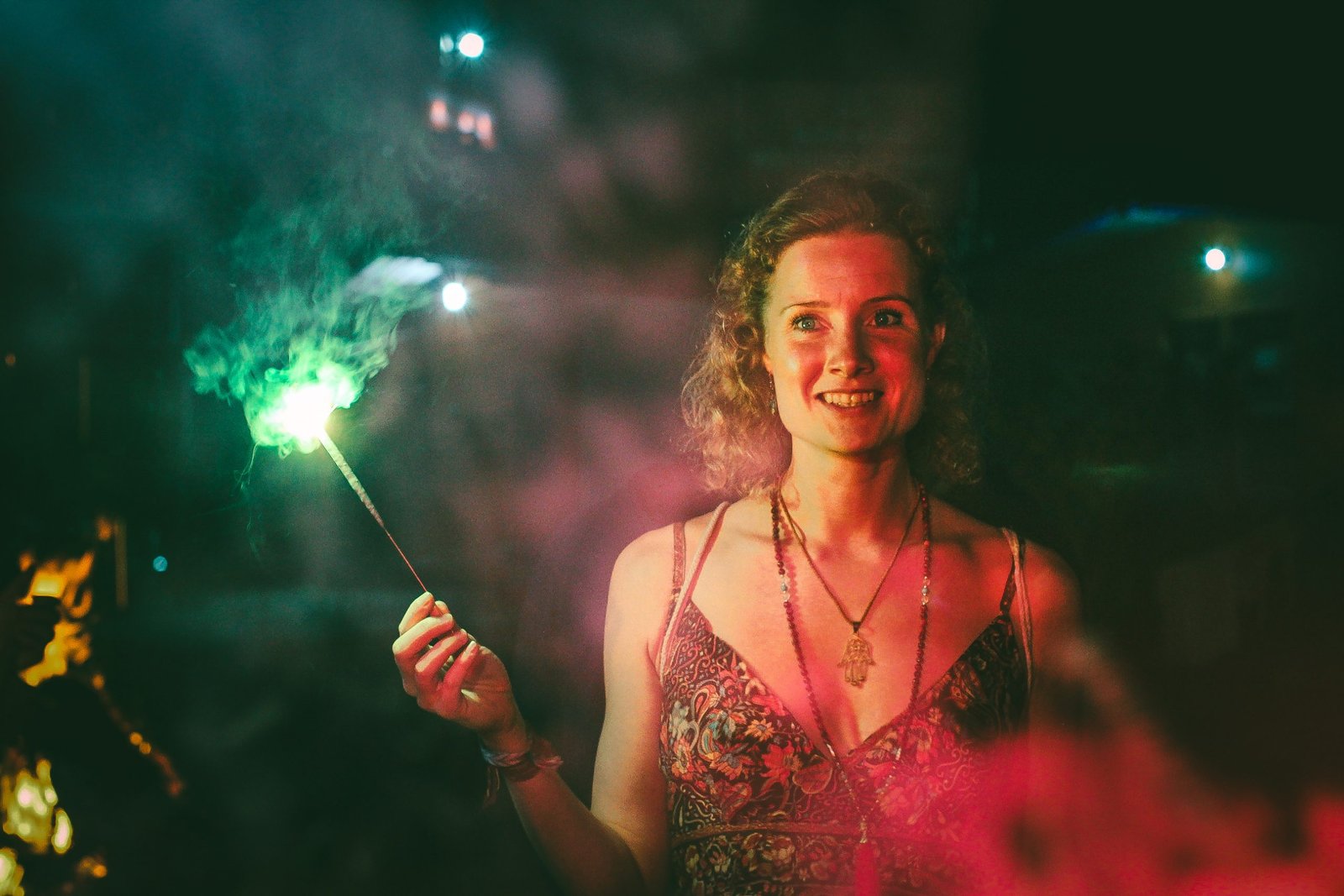 Wunderkerze Diwali Rishikesh Glücklich